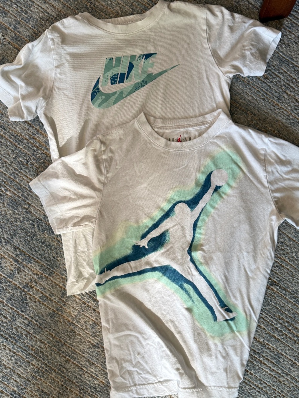 2 Nike/Jordan t-shirts Youth L